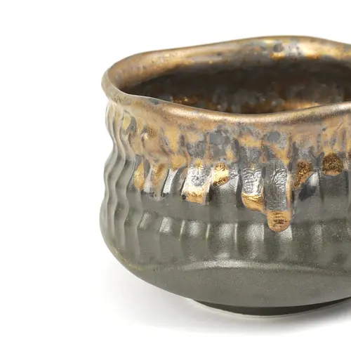 Tigela Redonda de Porcelana Japonesa para Cerimônia do Chá Preto Fosco – 10,5cm