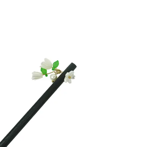 Adorno Kanzashi com Flores - 18cm