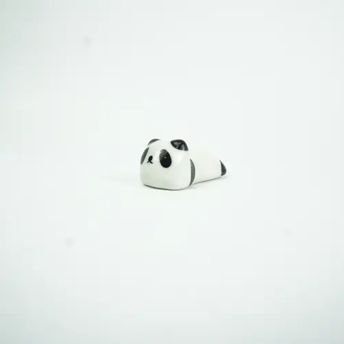 Descanso de Porcelana para Hashi Panda Down – 6cm x 2,5cm